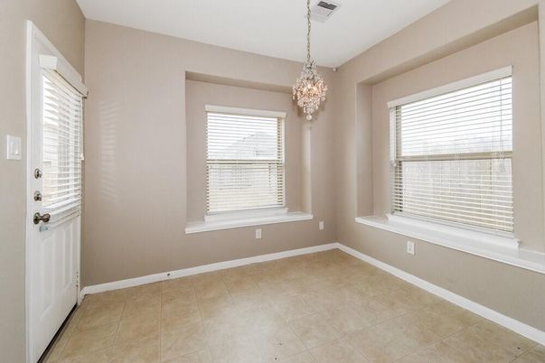 Chandelier, Empty room, Interior