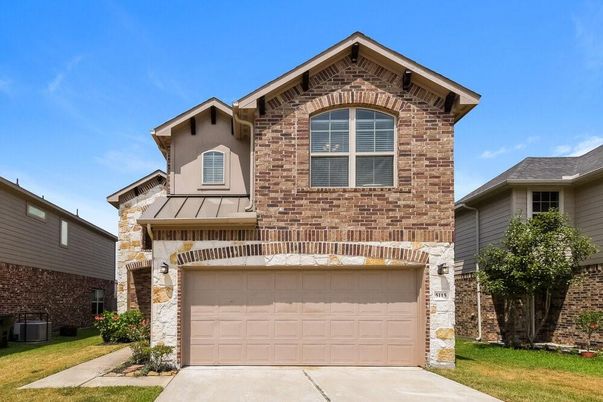 Attached, Exterior, Facade, Brick Facade, Brick Traditional