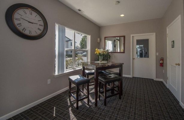 Dining room, Interior, Recessed Lighting