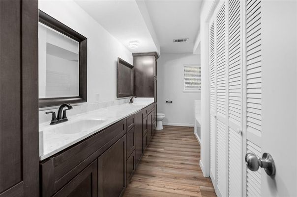 Bathroom, Dual Sink Vanities, Interior, Wood Texture Flooring