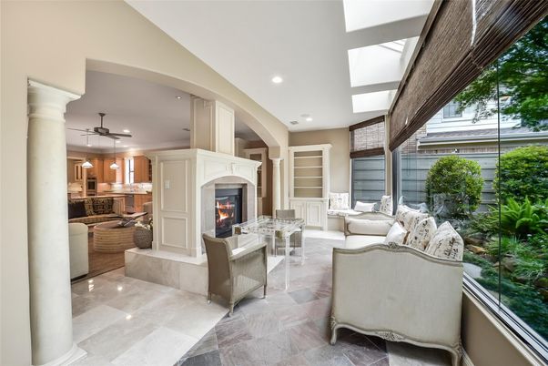 Fireplace, Interior, Kitchen, Living room, Pendant Lights, Recessed Lighting