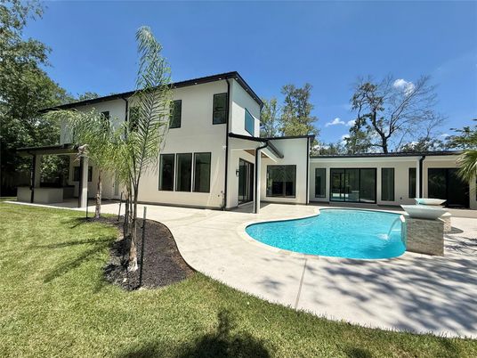 Backyard, Exterior, Pool