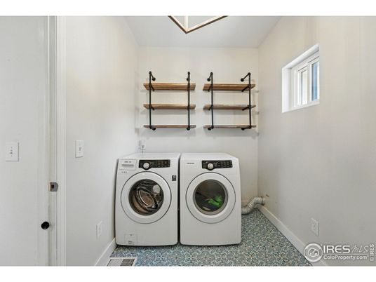 Interior, Washer