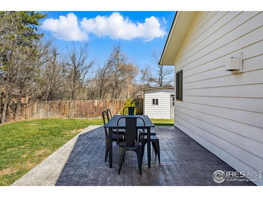 Backyard, Exterior