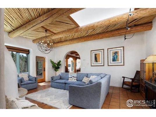 Chandelier, Interior, Living room, Wooden Beams, Wooden Ceilings