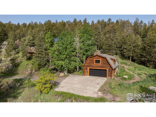 Backyard, Detached Garage, Exterior
