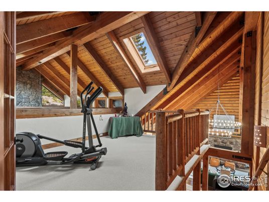 Fitness Equipment, Interior, Wooden Beams, Wooden Ceilings