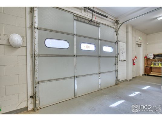 Garage, Interior