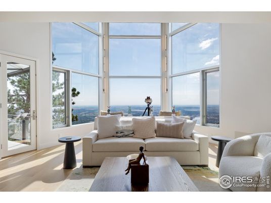 Interior, Living room, Sun Room, Water, Wood Texture Flooring