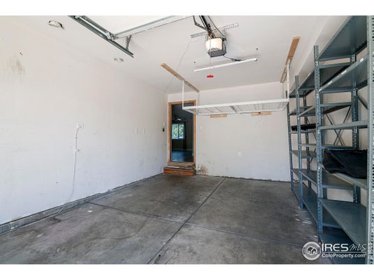 Garage, Interior