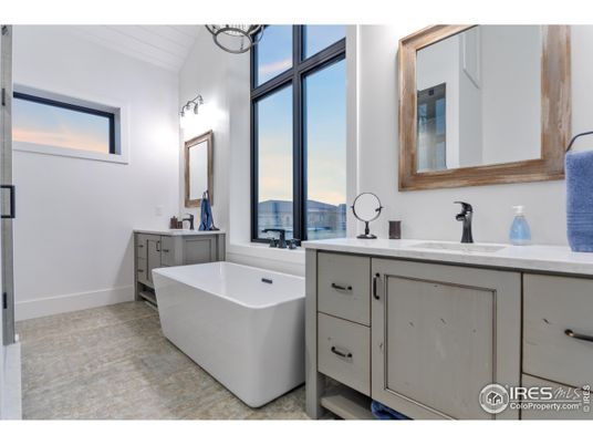 Bathroom, Dual Sink Vanities, Free Standing Baths, Interior