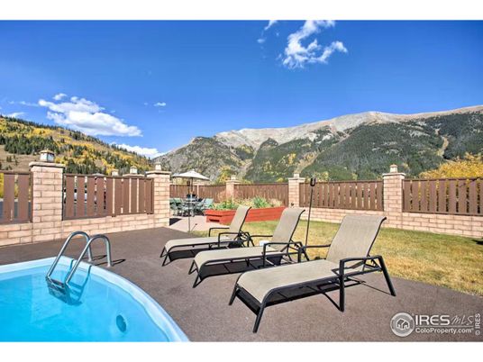 Backyard, Exterior, Pool