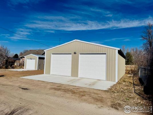 Detached Garage, Exterior