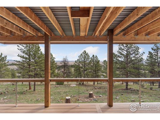 Exterior, Wooden Beams