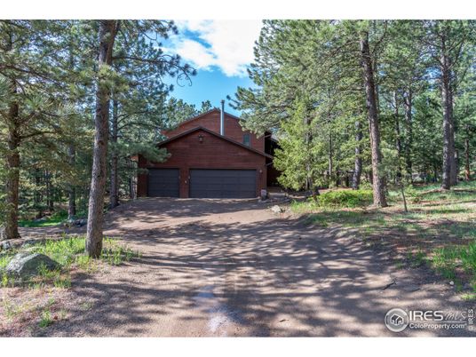 Detached Garage, Exterior