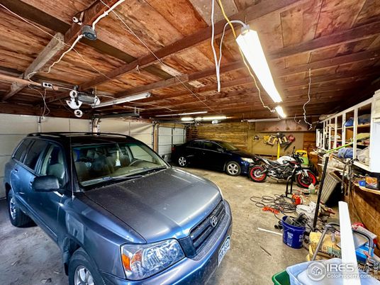 Garage, Interior, Wooden Ceilings