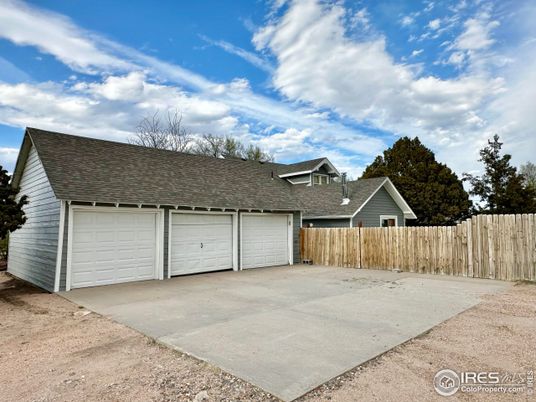 Detached Garage, Exterior
