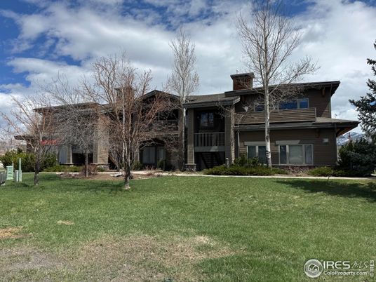 Backyard, Exterior, Facade, Modern