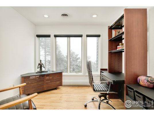 Home Office, Interior, Recessed Lighting, Wood Texture Flooring