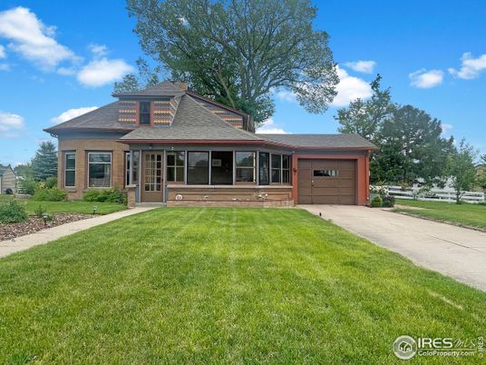 Attached, Exterior, Facade, Brick Facade, Ranch
