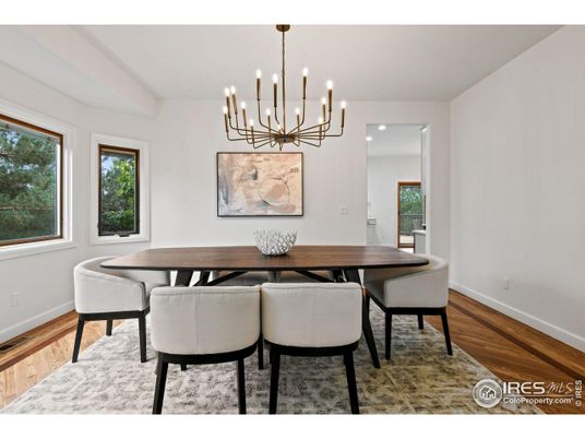 Chandelier, Dining room, Interior, Pendant Lights, Recessed Lighting, Wood Texture Flooring