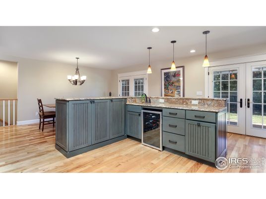 Chandelier, Dining room, Interior, Pendant Lights, Recessed Lighting, Wood Texture Flooring