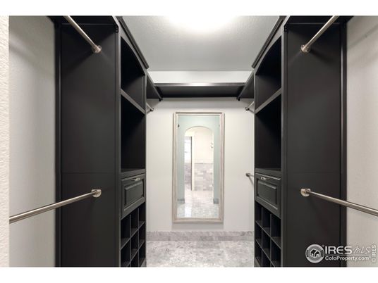 Interior, Walk-in Closets
