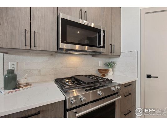 Interior, Kitchen, Stainless Steel Appliances
