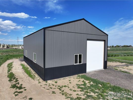 Detached Garage, Exterior