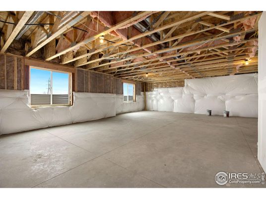 Empty room, Interior, Wooden Beams, Wooden Walls