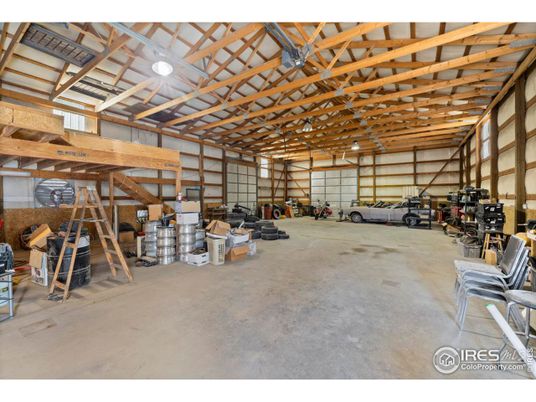 Garage, Interior