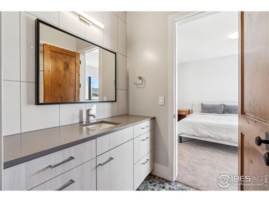 Bathroom, Bedroom, Interior