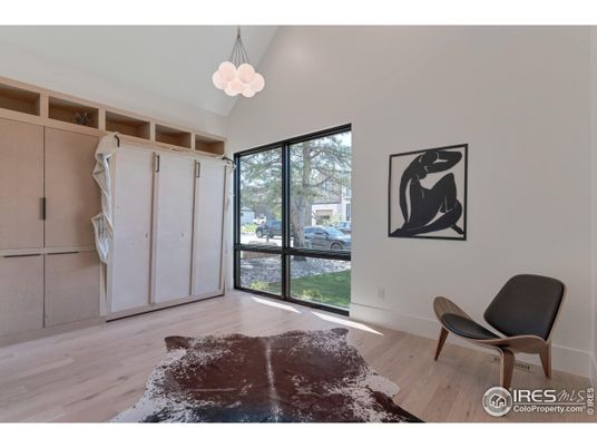 Empty room, Interior, Pendant Lights, Wood Texture Flooring