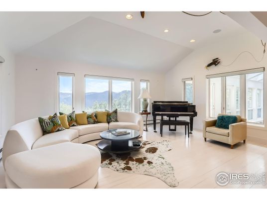 Interior, Living room, Piano, Recessed Lighting