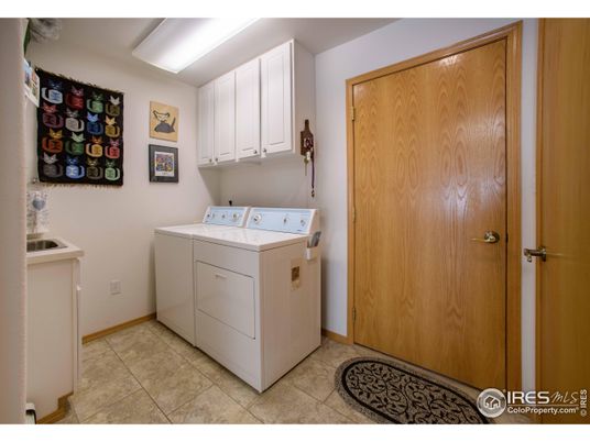Interior, Washer