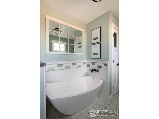 Bathroom, Free Standing Baths, Interior