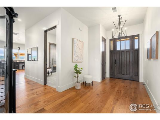 Interior, Pendant Lights, Wood Texture Flooring