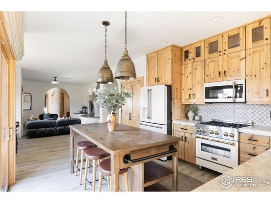 Interior, Kitchen, Living room, Pendant Lights, Recessed Lighting, Stainless Steel Appliances, Wood Texture Flooring