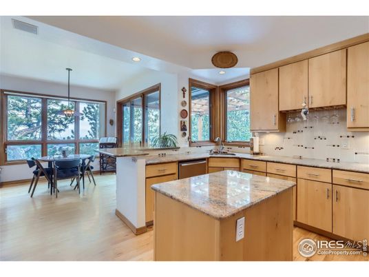 Dining room, Interior, Kitchen, Pendant Lights, Recessed Lighting, Wood Texture Flooring