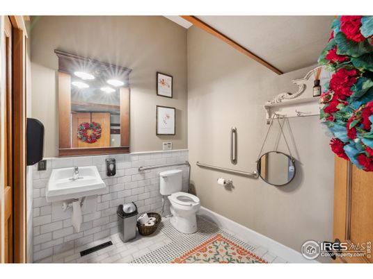 Bathroom, Interior