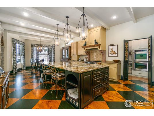 Dining room, Interior, Kitchen, Pendant Lights, Recessed Lighting, Stainless Steel Appliances