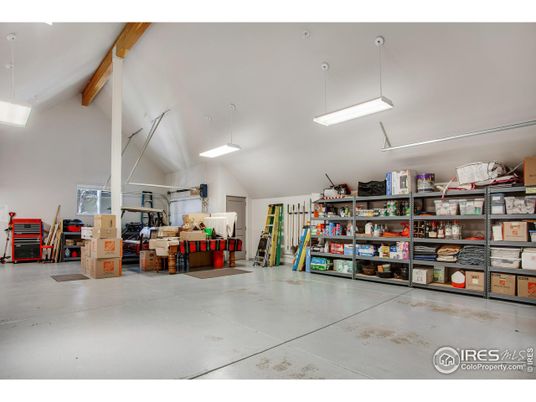 Garage, Interior
