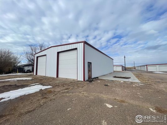Backyard, Detached Garage, Exterior