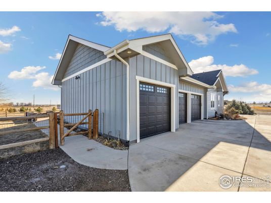 Detached Garage, Exterior