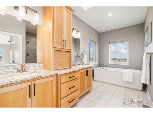 Bathroom, Dual Sink Vanities, Free Standing Baths, Interior, Recessed Lighting