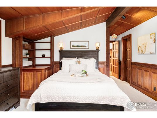 Bedroom, Interior, Wooden Beams, Wooden Ceilings