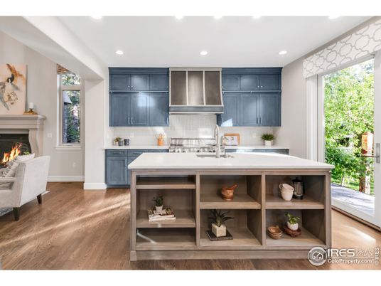 Fireplace, Interior, Kitchen, Recessed Lighting, Wood Texture Flooring