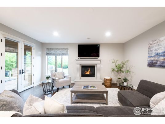 Fireplace, Interior, Living room, Recessed Lighting