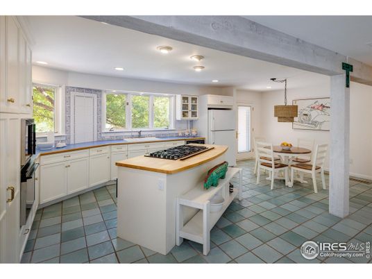Dining room, Interior, Kitchen, Recessed Lighting