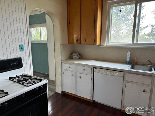 Interior, Kitchen, Wood Texture Flooring